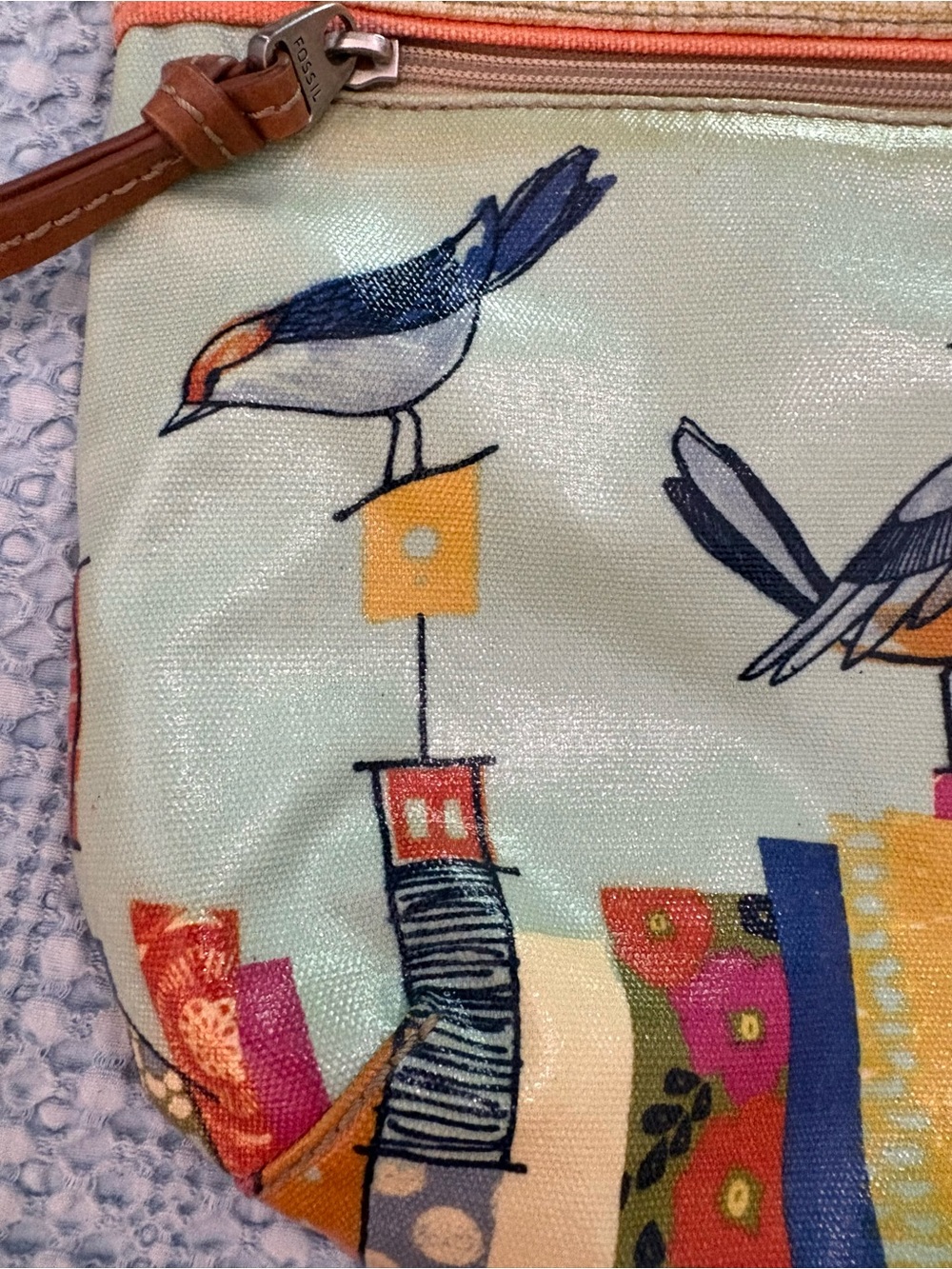 Fossil Key-Per City Birds Coated Canvas Crossbody Bag with Keychain Like New - Picture 9 of 15